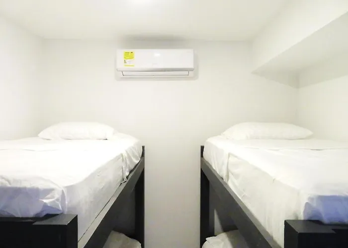 San Jacinto Hostel